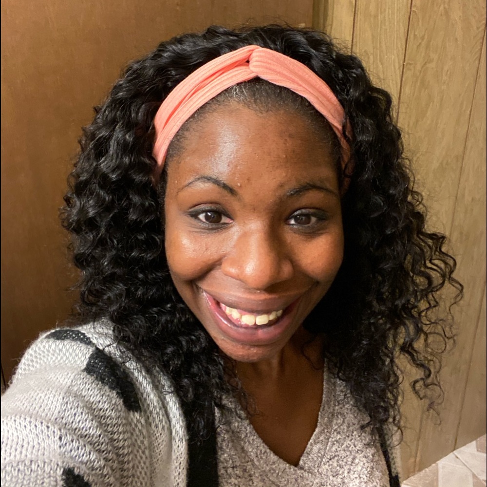 Meet your Posher, Raemeisha